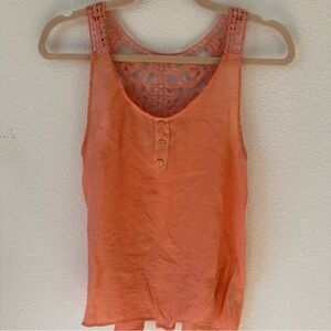 Adam Levine Collection Coral Lace Tank Top Medium